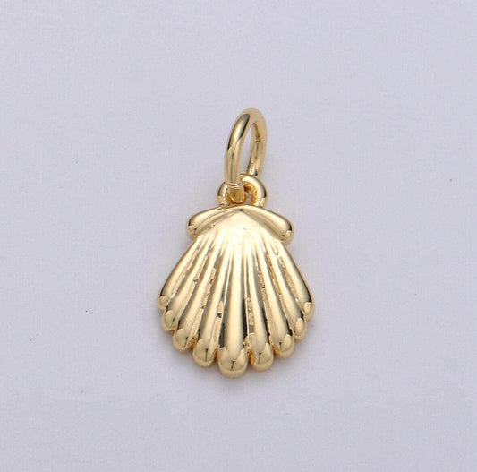 Shell Charm Gold
